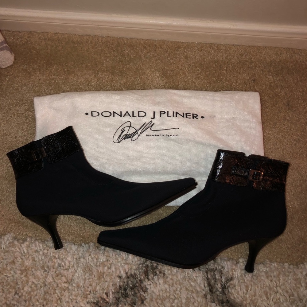 Women’s Donald J Pliner Boots